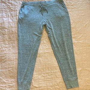 Womens Gap Size Large Sweatpants, Nice!